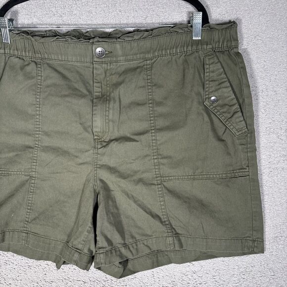 Old Navy Shorts Women’s Size XL Olive Flap Pockets Elastic Stretch Waist Hiking - Picture 3 of 10